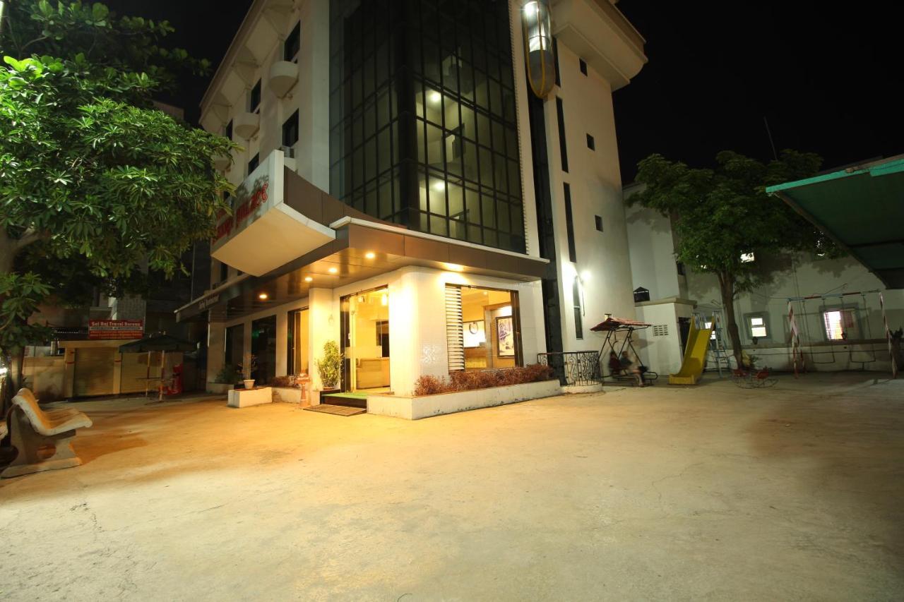 Hotel Laxmibai Palace Shirdi Esterno foto